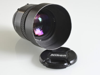 AF Nikkor 85mm f/1.8D  käytetty