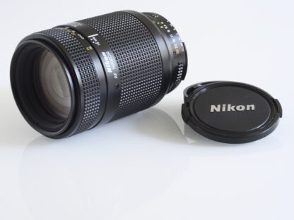 AF Nikkor 70-210mm f/4.0-5.6  käytetty