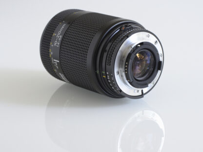 AF Nikkor 70-210mm f/4.0-5.6  käytetty