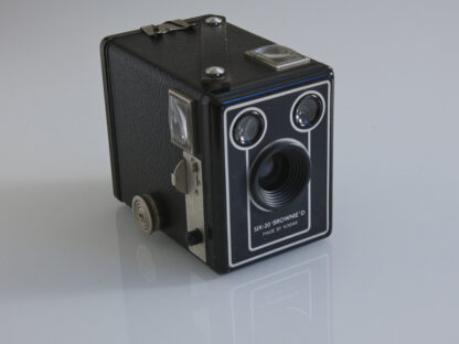 Kodak Brownie Six-20 Model D, käytetty