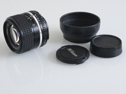 Nikon Series E 100mm f/2.8, käytetty
