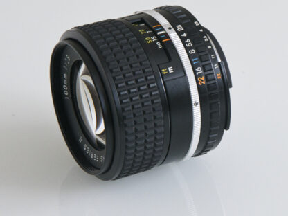 Nikon Series E 100mm f/2.8, käytetty