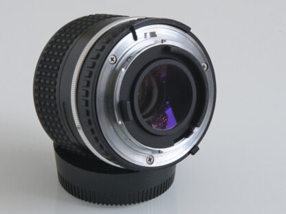 Nikon Series E 100mm f/2.8, käytetty