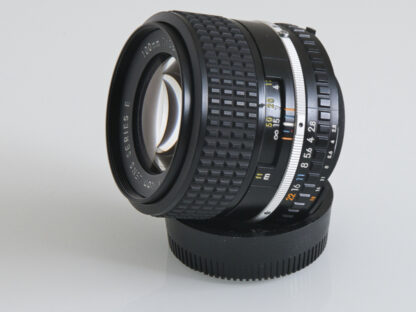 Nikon Series E 100mm f/2.8, käytetty
