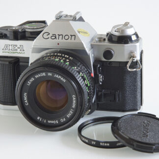 Canon AE-1 Program + FDn 50mm f/1.8, käytetty